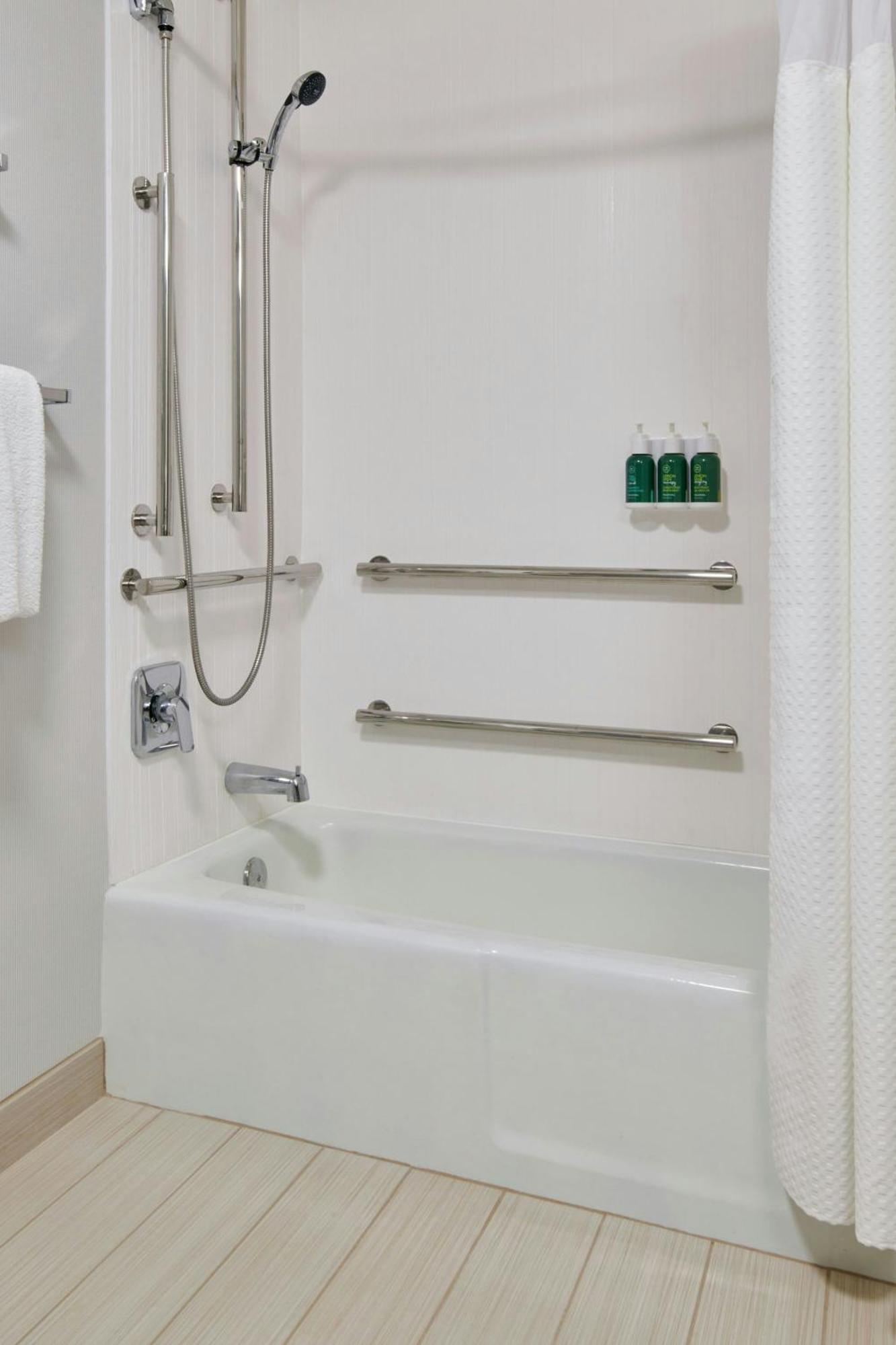 Courtyard By Marriott Indianapolis Castleton酒店 外观 照片