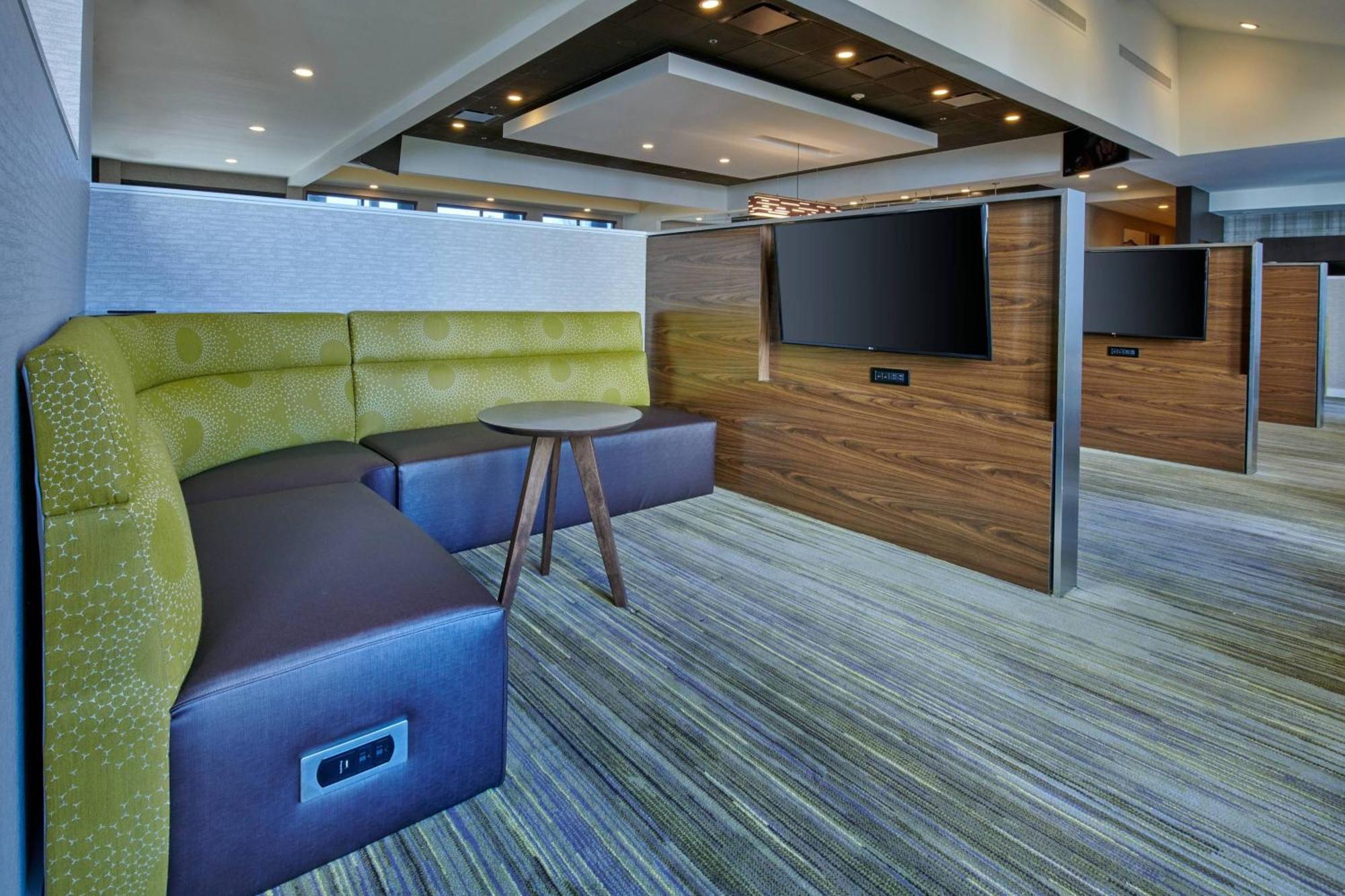 Courtyard By Marriott Indianapolis Castleton酒店 外观 照片