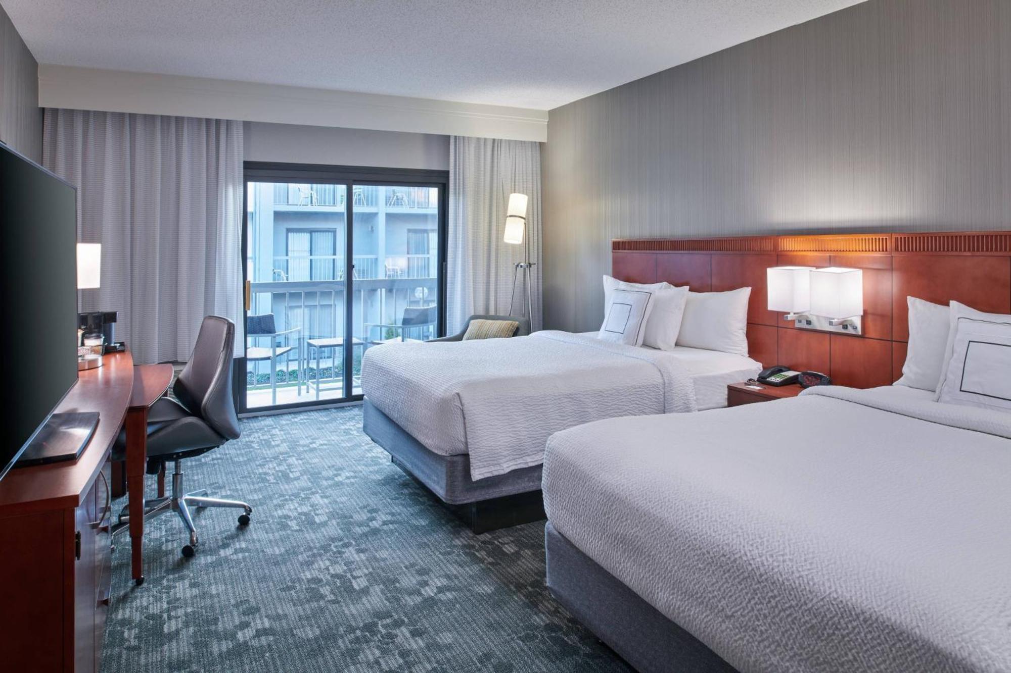 Courtyard By Marriott Indianapolis Castleton酒店 外观 照片